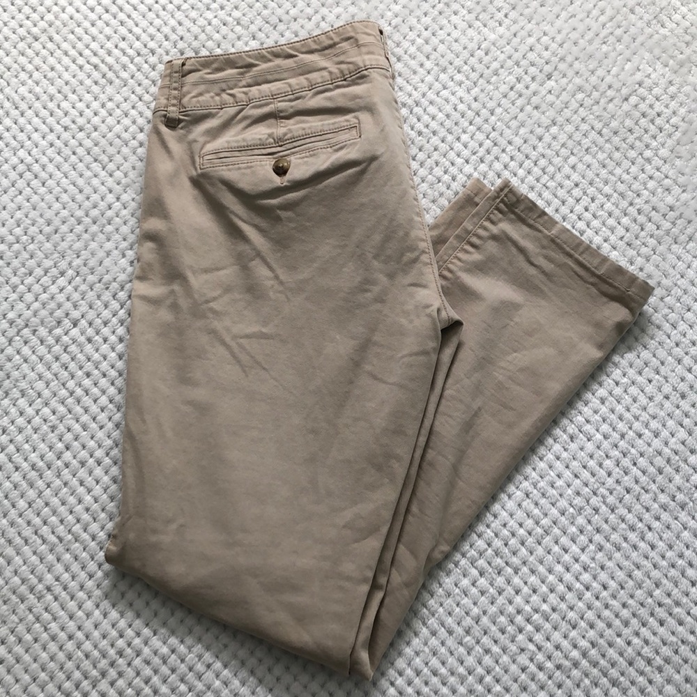 American Eagle Khaki Pants